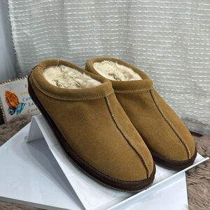 (K1) My Pillow Slippers Men Slippers Size 9 Chestnut Suede slip-on mules